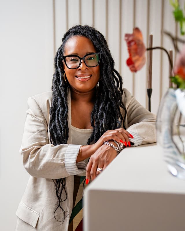 Portrait of Dr. Stephanie Caine